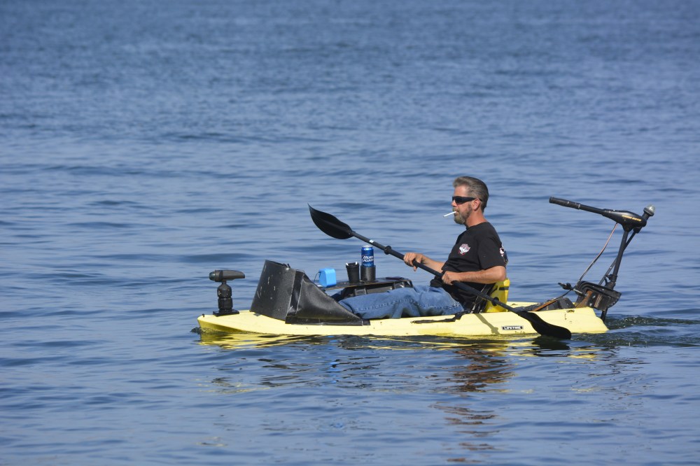 Easy canoeing at Lakeport