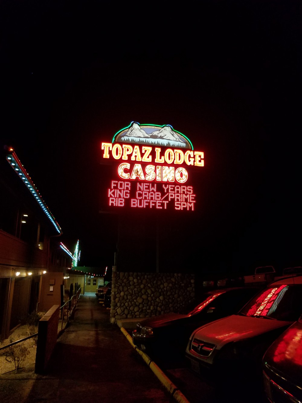 Topaz Lodge