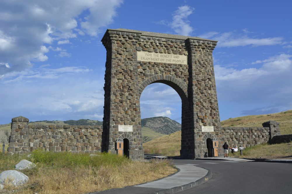 Yellowstone north entrance
