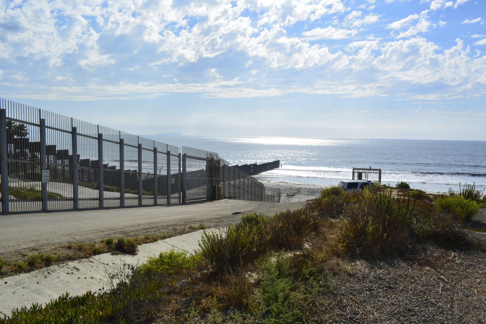 US Mexico border